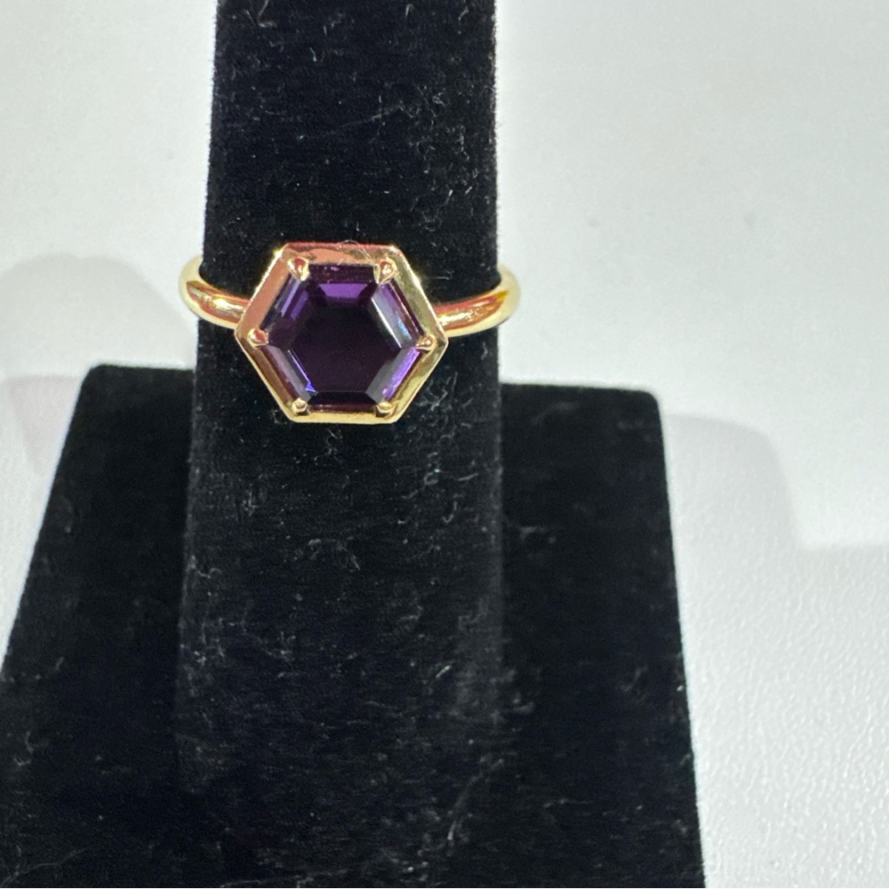Tiffany & Co. 18k Gold Hexagon Ring with Amethyst - Picture 2 of 9